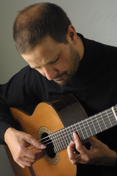 Osvaldo Gold, Classical Guitarist